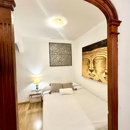 Guest house Private In City Center *